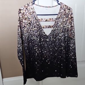 Women's Black and Brown V-Neck Top